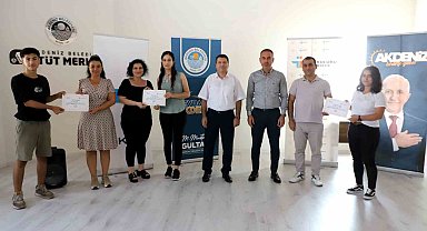 Akdenizli gençlerin sertifika heyecanı