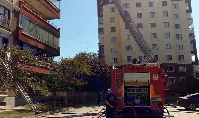 Ankara'da bir evde patlayan piknik tüpü yangına neden oldu