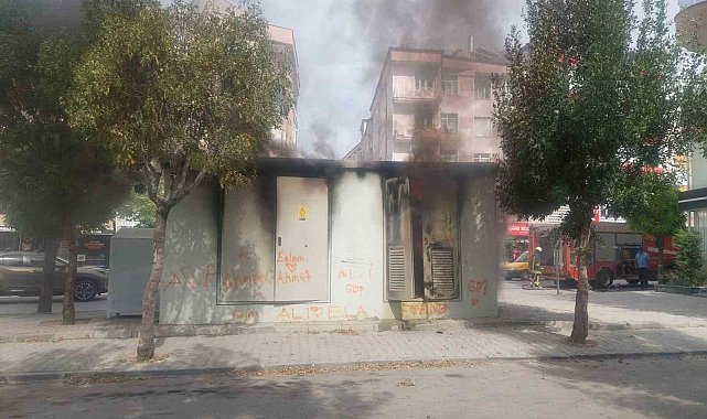 Aşırı sıcak nedeniyle trafo merkezi alev topuna döndü