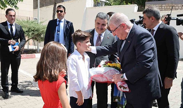 Bakan Güler, Şırnak'taki ziyaretlerine devam ediyor