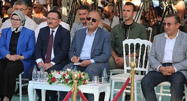 Bakan Özhaseki: "1 ve 2. derecede deprem bölgesinde bulunan bölgelerimizin oranı yüzde 66, yaşayan insan nüfusu ise yüzde 71"