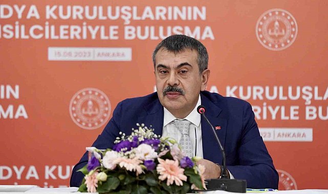 Bakan Tekin: "Lise'de sınıf tekrarı geliyor"