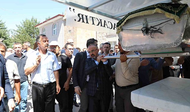 Bakan Yardımcısı Turan Çankırı'da cenaze törenine katıldı