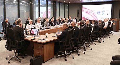 Bakan Yerlikaya: "Vatandaşlarımızın huzur ve güvenliği için suçluların nefesini kesmekte kararlıyız"