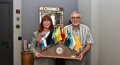 Başkan Bozkurt'tan Yeşilay Eskişehir Şube Başkanı Dökmeci'ye hayırlı olsun ziyareti