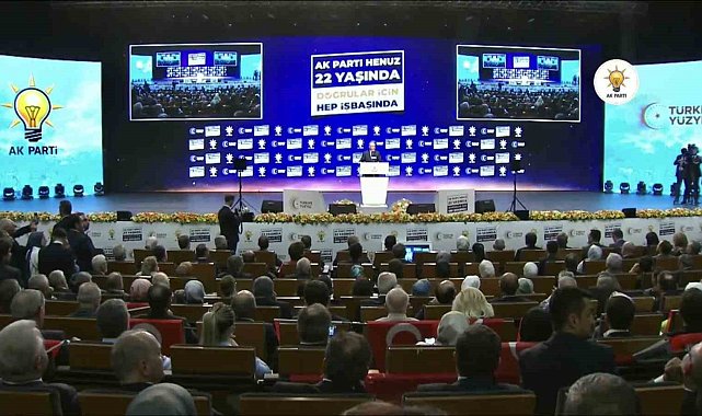 Başkan Büyükkılıç, AK Parti'nin 22. kuruluş yıl dönümü programına katıldı