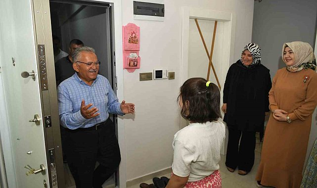 Başkan Büyükkılıç, Özel Öğrenci Zeynep'in Misafiri Oldu
