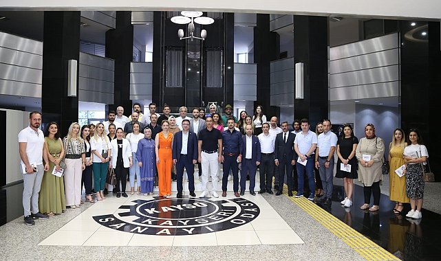 Büyükşehir Kariyer Merkezi'nden şehirde geniş kapsamlı insan kaynakları toplantısı