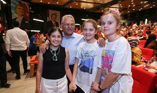Büyükşehir KAYMEK Yaz Kursları, öğrencilerin gönlünü fethetti