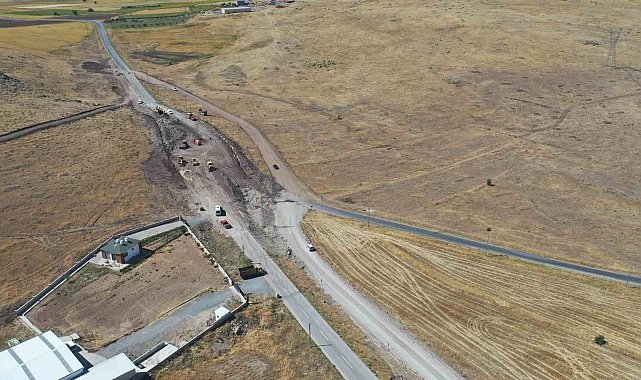 Büyükşehir'den Çevril-Taşhan arasındaki yolda önemli çalışma