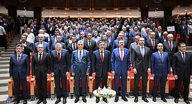 Cumhurbaşkanı Yardımcısı Yılmaz: "Daha düşük tek haneli enflasyon hedeflerden resesyona düşmeden devam etmek durumundayız"