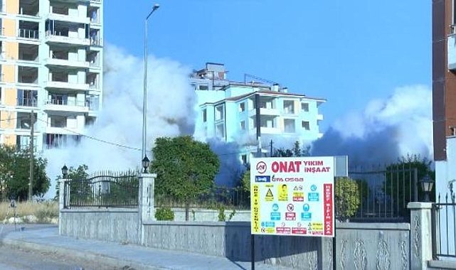 Depremde ağır hasar alan binayı dinamit yıkamadı! 'Ramazan abi yarım kaldı'