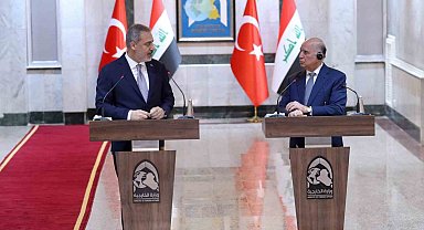 Dışişleri Bakanı Fidan, Irak Başbakan Yardımcısı ve Dışişleri Bakanı Fuad Hüseyin ile bir araya geldi