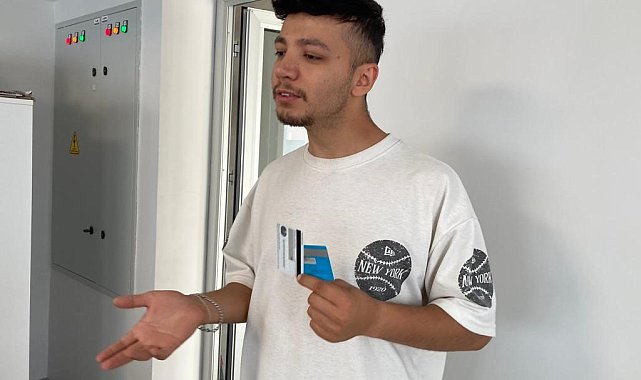 Dolandırıcılar, yemek siparişi verilen bir uygulamada kayıtlı kredi kartı hackledi