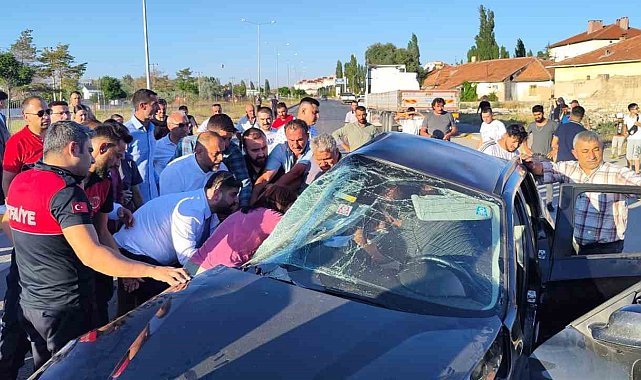 Düğün konvoyunda kaza: 4 yaralı
