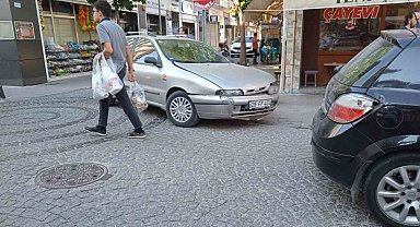 Eskişehir'de iki araç çarpıştı