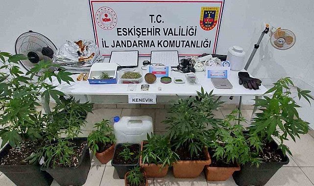 Eskişehir'de uyuşturucu imal edilen eve baskın