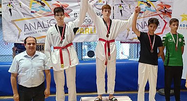 Eskişehirli sporcular madalyaları topladı
