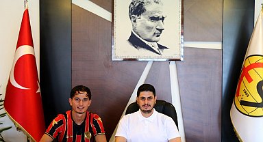 Eskişehirspor'dan orta saha transferi
