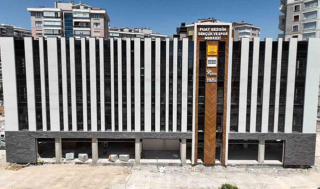 Fuat Sezgin Gençlik ve Spor Merkezi'nde sona yaklaşıldı