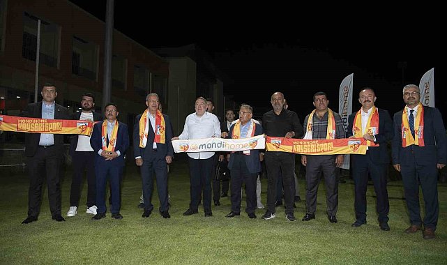 Galatasaray maçı öncesi Kayserispor'a moral ziyareti