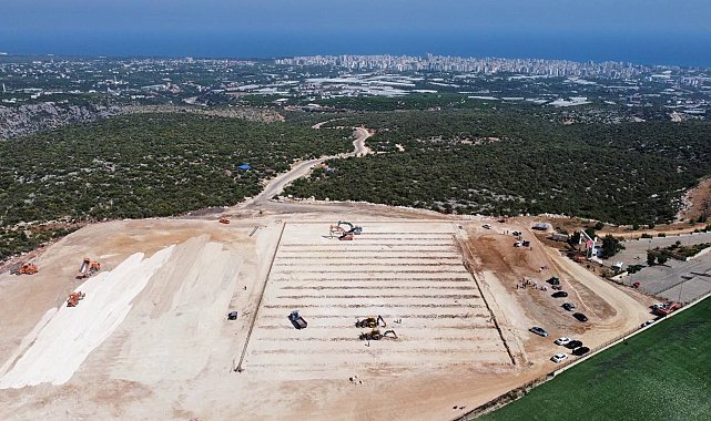 Hatayspor'un antrenman yapacağı sahalar hazırlanıyor
