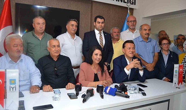 Hatipoğlu: "Büyükerşen'in açıklamalarına gülüp geçiyoruz"