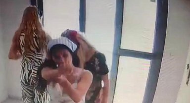 Hırsızlık şüphelisinin güvenlik kamerasına el hareketi "Pes" dedirtti