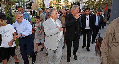 Hulusi Akar'dan Mevlana Meydanı'na tam not
