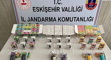 Kaçak elektronik sigara satışı yapmaya hazırlanan şahıs yakayı ele verdi