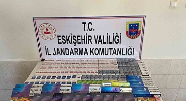 Kaçak sigara satışı yapan şüpheli jandarma tarafından yakalandı