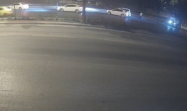 Karı kocanın uyuşturucu teslimatına operasyon anı kamerada