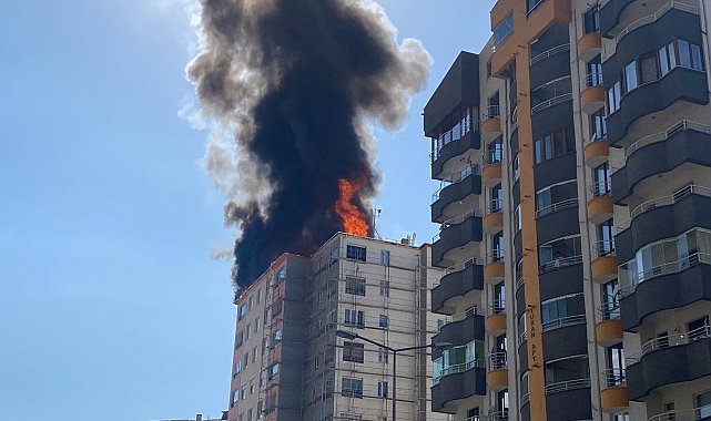 Kayseri'de yangın: Binanın çatısını alevler sardı