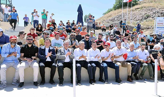 Kayseri'yi Yamaç Paraşütü Heyecanı Sardı