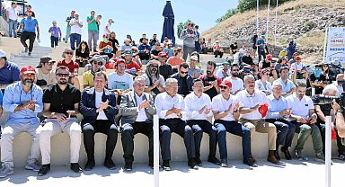 Kayseri'yi Yamaç Paraşütü Heyecanı Sardı