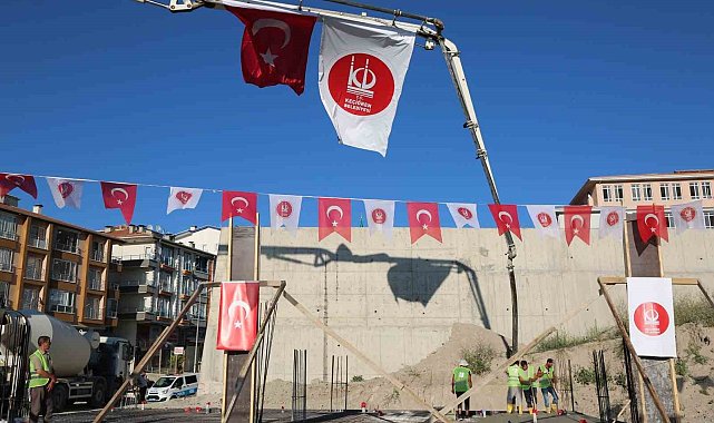 Keçiören'de yeni kapalı spor salonunun temelleri atıldı