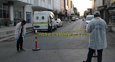 Kıraathaneye makineli tüfekle saldırı: 1'i polis 2 yaralı