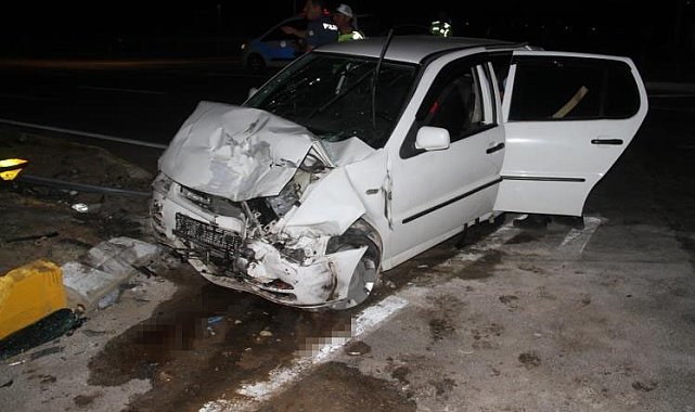 Konya'da iki otomobil kavşakta çarpıştı: 4 yaralı
