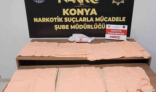 Konya'da peçeteye emdirilmiş 50 milyonluk uyuşturucu ele geçirildi