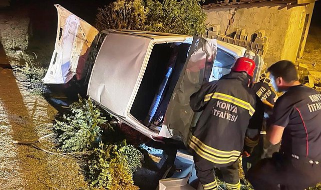 Konya'da yoldan çıkan otomobil bahçe duvarına çarptı: 1 yaralı