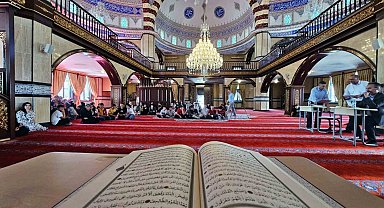 Kur'an-ı Kerim'i en güzel okumak için yarıştılar