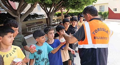 Kur'an kursu öğrencilerine dondurma sürprizi