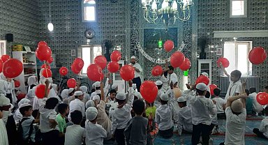 Kur'an kursunda başarılı olan çocuklar ödüllendirildi