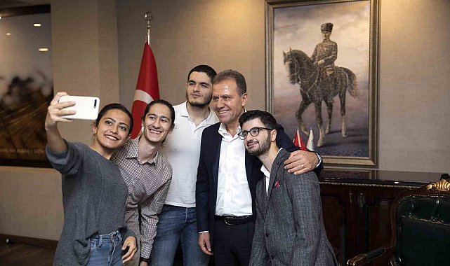 Mersin üniversiteli dostu büyükşehir belediyeleri arasında ilk 5'te yer aldı