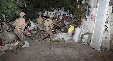 Mersin'de 'torbacı' operasyonu: 28 gözaltı