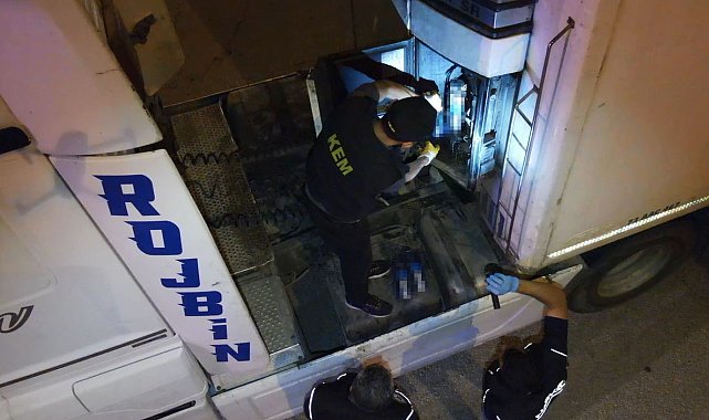 Mersin'de tırda 3 kiloya yakın metamfetamin ele geçirildi