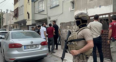 Mersin'de uyuşturucu satıcılarına şafak operasyonu: 37 gözaltı kararı
