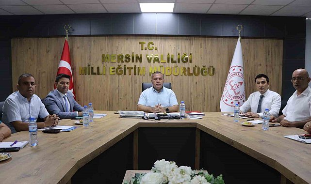 Mersin'de yeni eğitim öğretim yılı değerlendirme toplantısı yapıldı