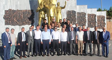 MHP'li Özdemir ve İl Teşkilatı'ndan Pınarbaşı'na Ziyaret