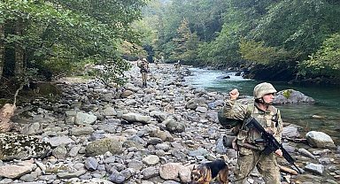 MSB: "Suriye ve İran'dan ülkemize, ülkemizden de Yunanistan'a yasa dışı yollarla geçmeye çalışan 25 şahıs hudut birliklerimizce yakalandı"